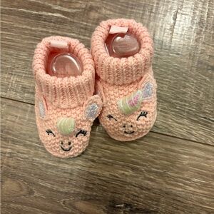NWOT Pink Knit Unicorn Baby Booties